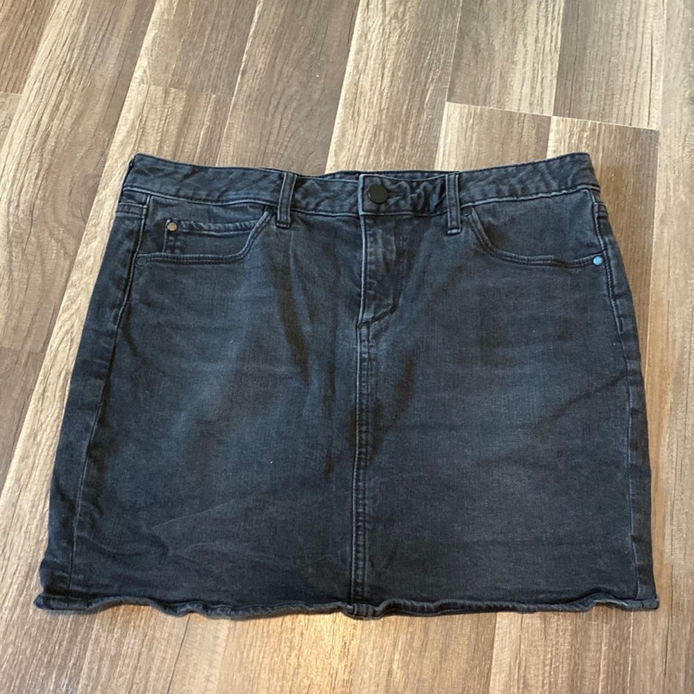 Black denim skirt